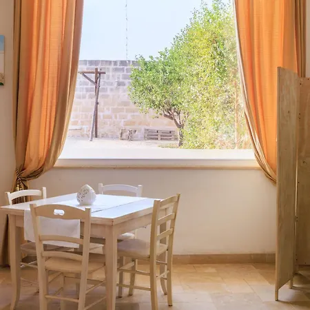 ファームステイ Masseria Il Vignale オストゥーニ