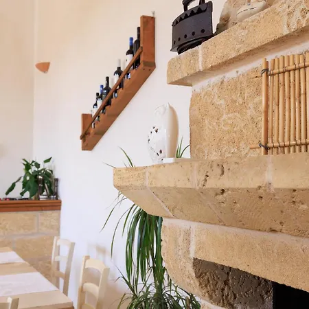 Masseria Il Vignale ファームステイ オストゥーニ