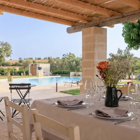 ファームステイ Masseria Il Vignale オストゥーニ